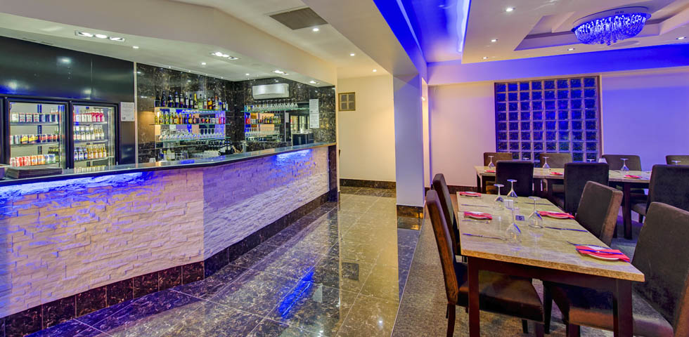 The Oasis has fully licensed bar with a variety of wine, beer, spirits and non-alcoholic drinks which caters for all tastes and budgets.